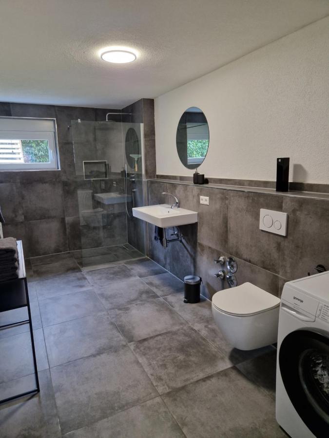 Ferienwohnung Am Schloss Friedrichshafen Bagian luar foto